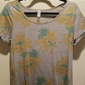 Lularoe classic tee